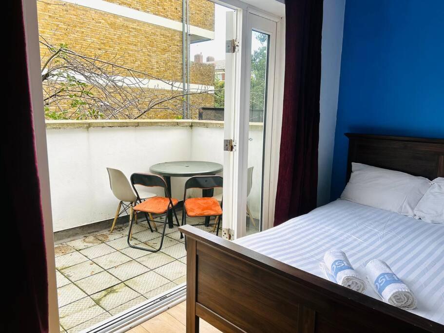 Modern Studio Near Bethnal Green ลอนดอน ภายนอก รูปภาพ