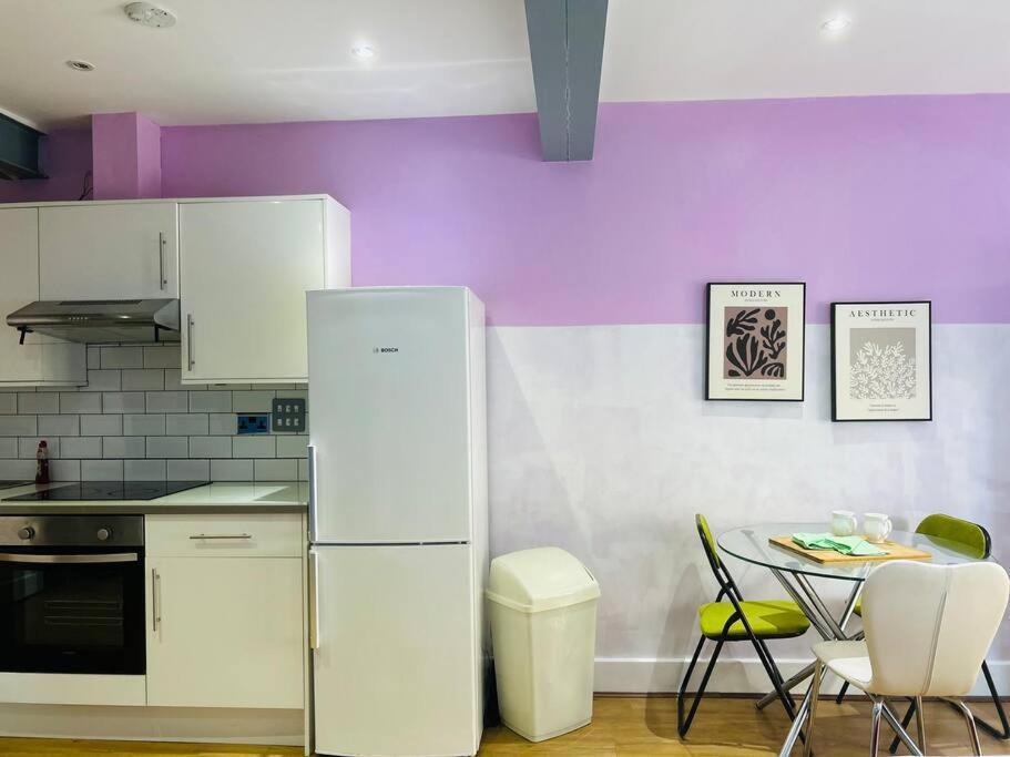 Modern Studio Near Bethnal Green ลอนดอน ภายนอก รูปภาพ