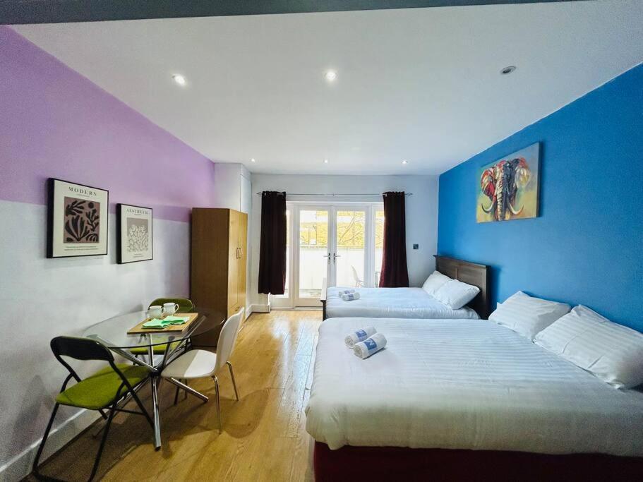 Modern Studio Near Bethnal Green ลอนดอน ภายนอก รูปภาพ